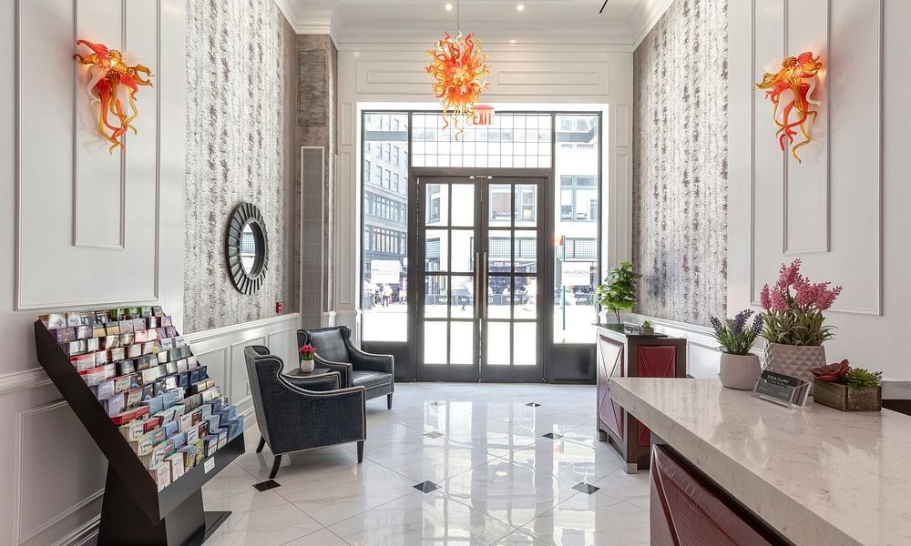 The front desk at Broadway Plaza Hotel