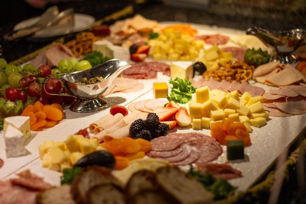 A charcuterie and cheese spread at Camino Real Aeropuerto