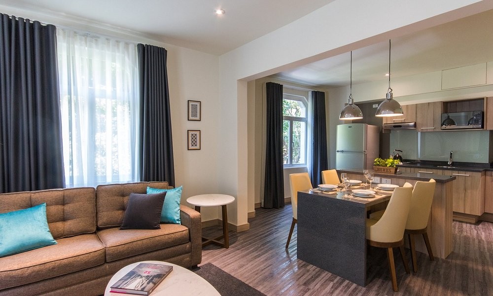 An apartment-style suite at Casa Malí by Dominion, with its own kitchen