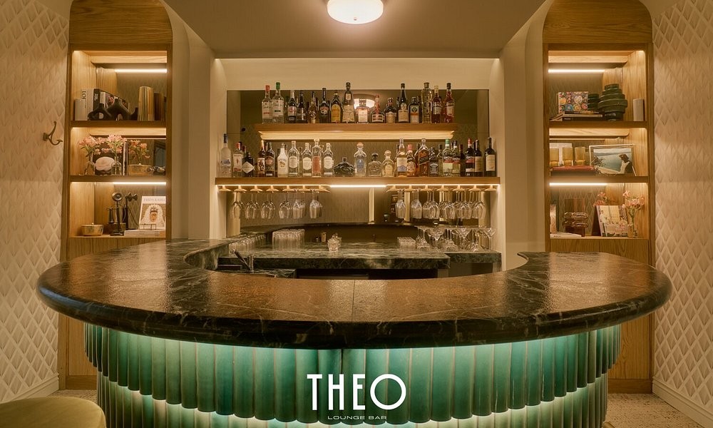 THEO Lounge Bar at Casa Malí by Dominion