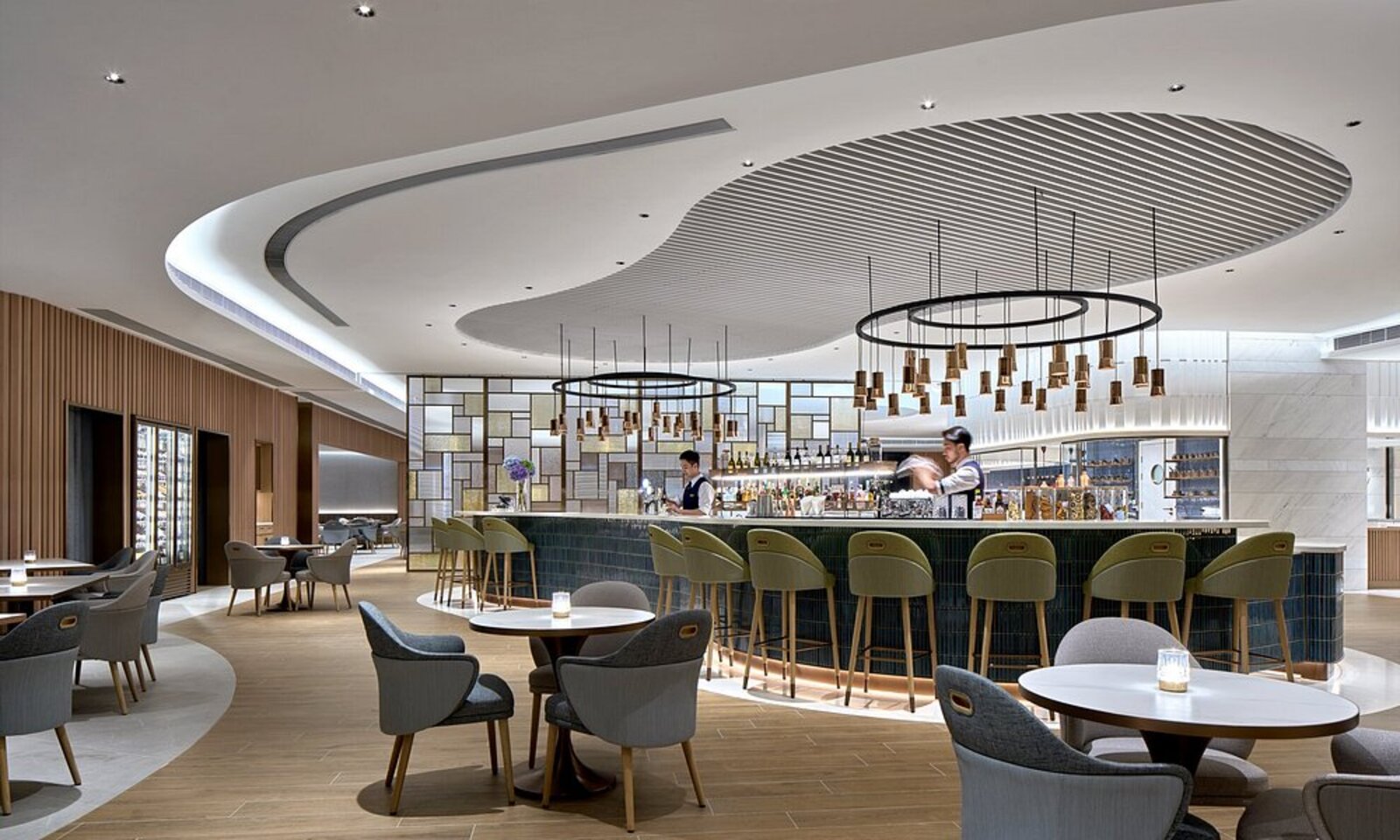Restaurant and bar at Hopewell Hotel